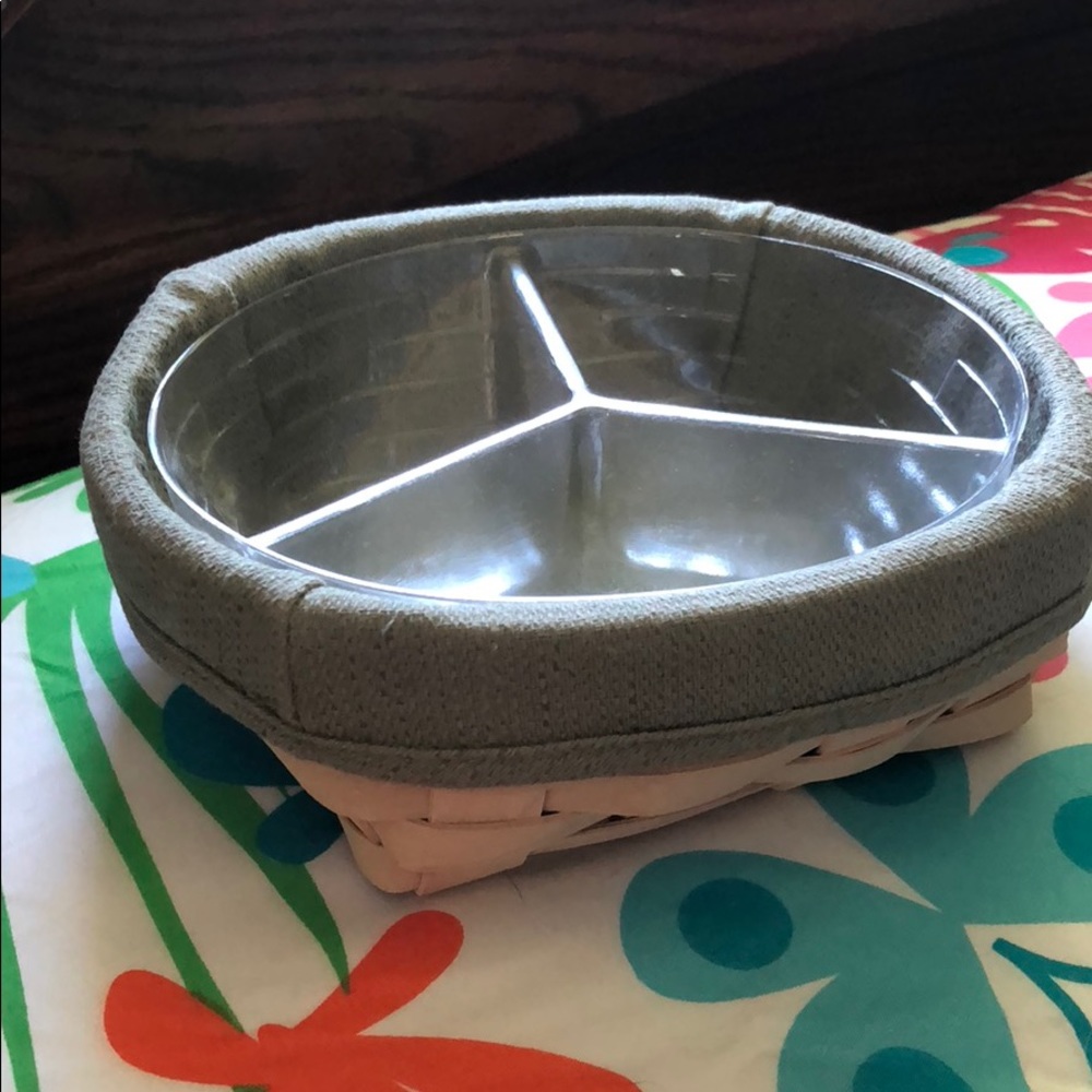 💯 Longaberger 3-way catchall basket w/liner/prot